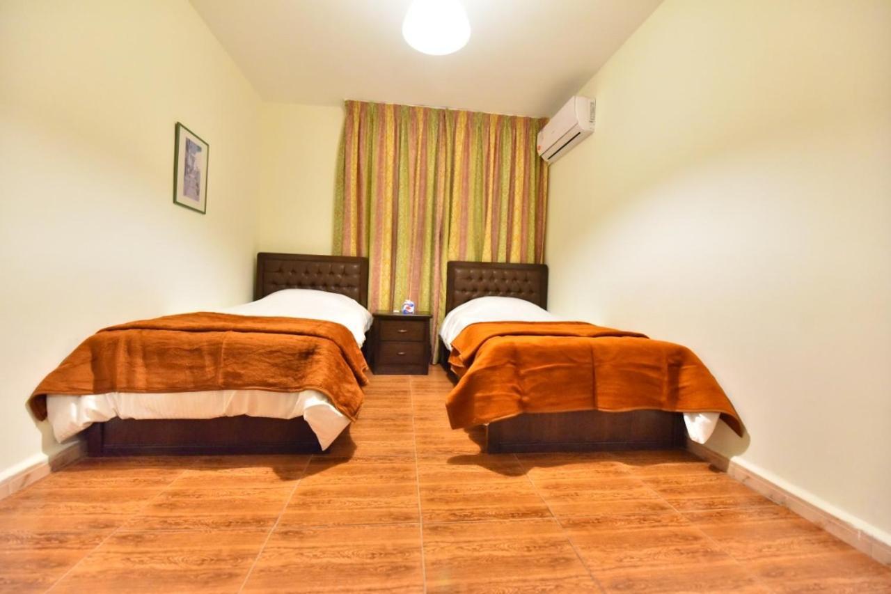 Al Farooq Hotel Apartments Amman Exterior foto