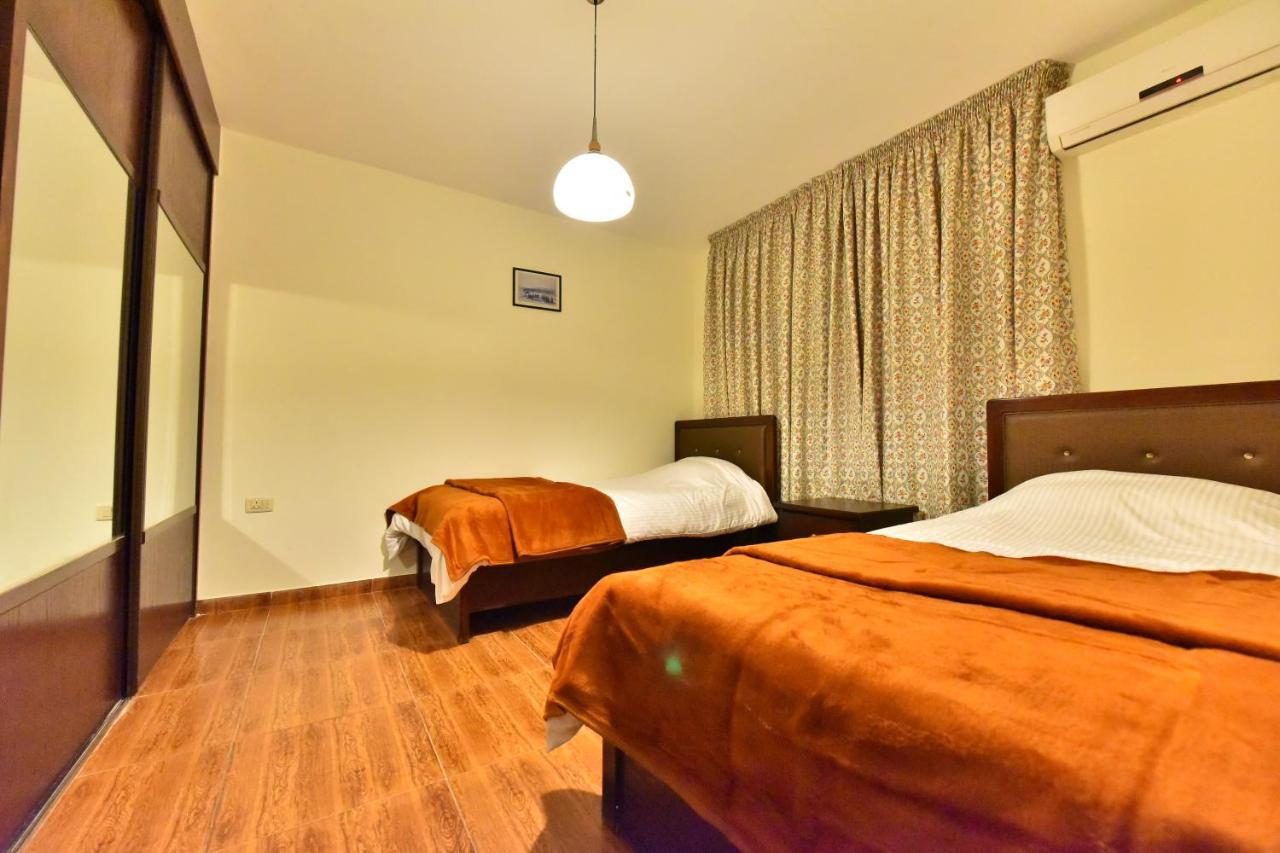 Al Farooq Hotel Apartments Amman Exterior foto